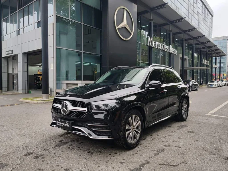 Mercedes-Benz GLE — фото 1