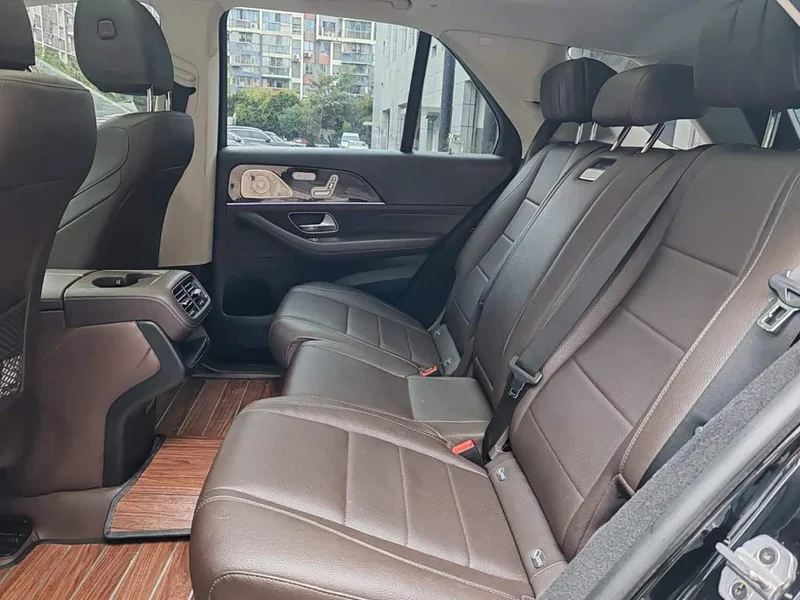 Mercedes-Benz GLE — фото 11