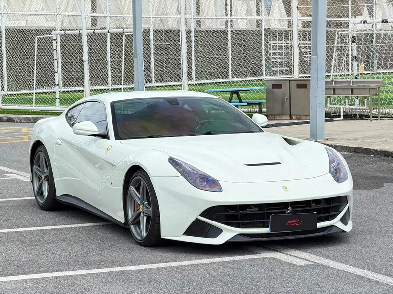Ferrari F12 Berlinetta — фото 3