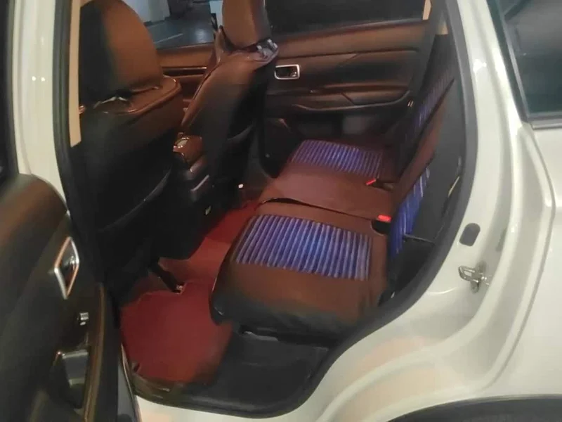 Mitsubishi Outlander — фото 11