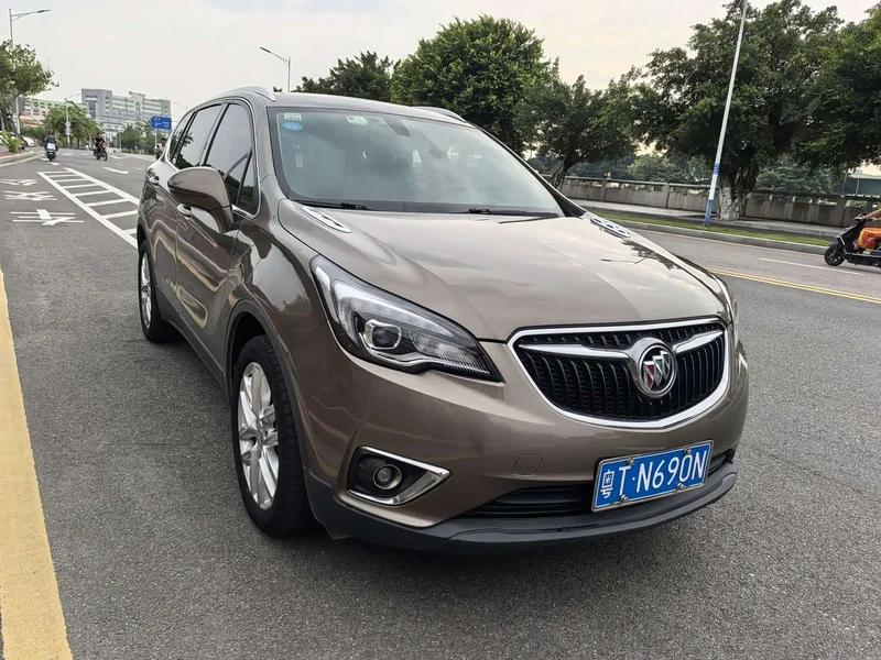 Buick Envision Plus — фото 3