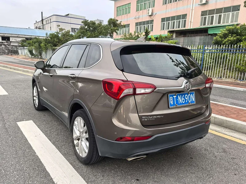 Buick Envision Plus — фото 4