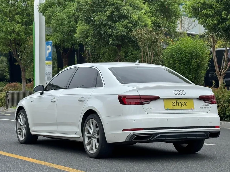 Audi A4L — фото 5