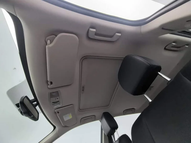 Mitsubishi Outlander — фото 14