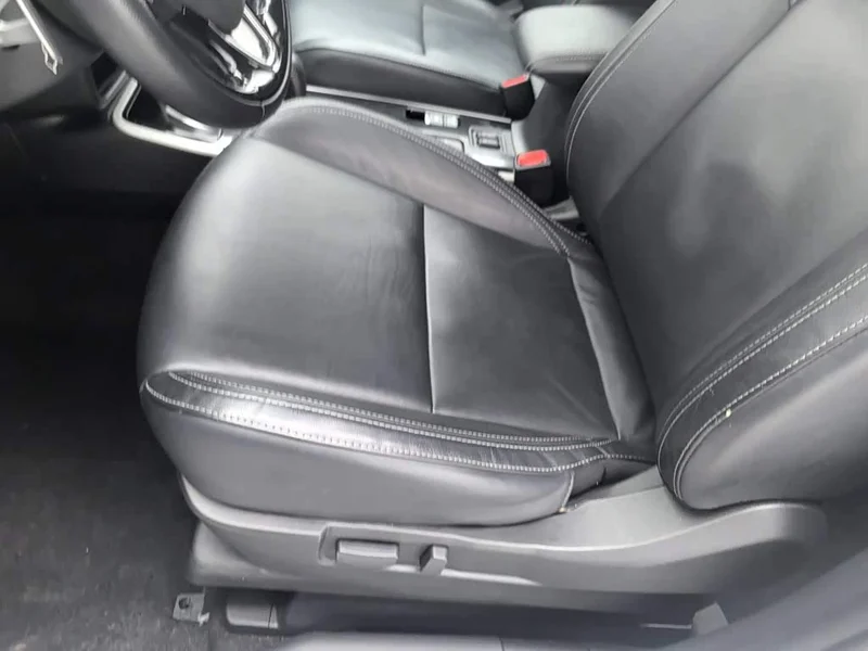 Mitsubishi Outlander — фото 20