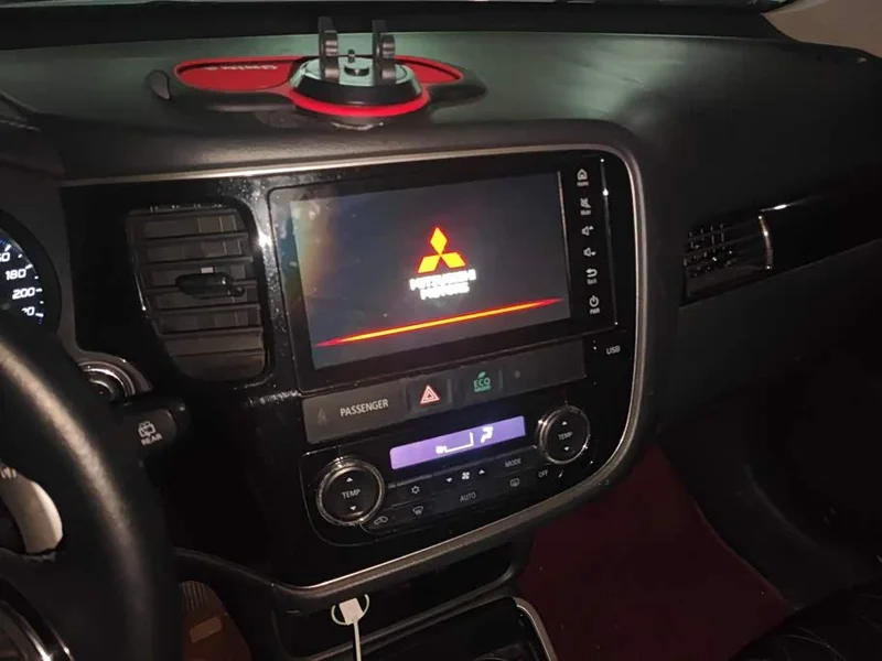 Mitsubishi Outlander — фото 13