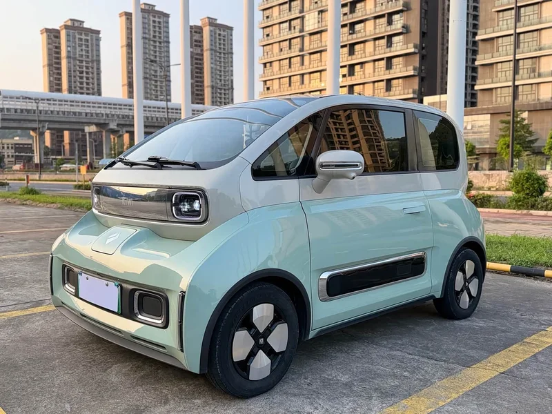 Baojun KiWi EV — фото 1