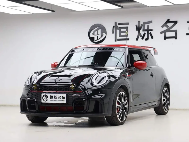 MINI JCW — фото 30