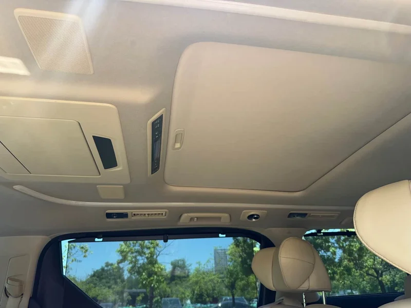 Toyota Alphard — фото 22
