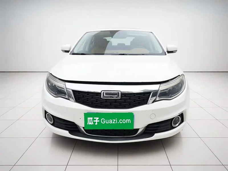 Qoros 3 — фото 2