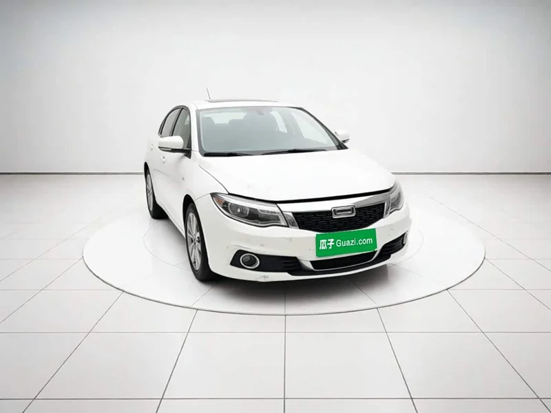 Qoros 3 — фото 3