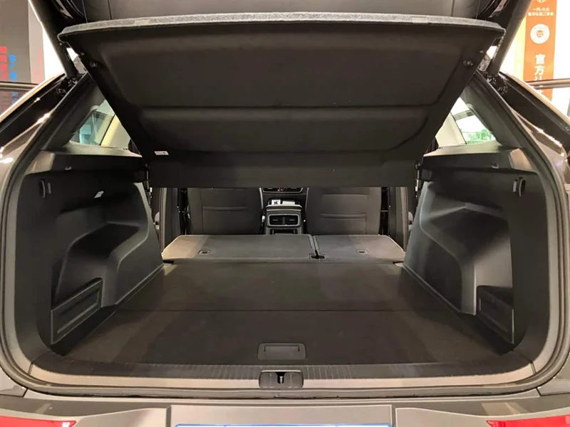 Land Rover Discovery — фото 15