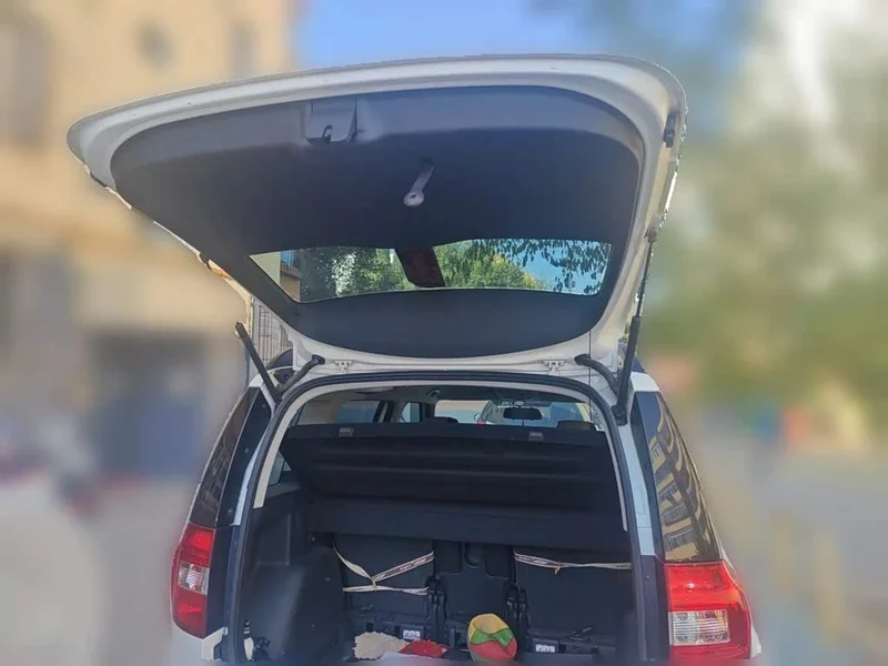 Skoda Yeti — фото 15