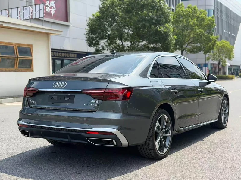 Audi A4L — фото 15