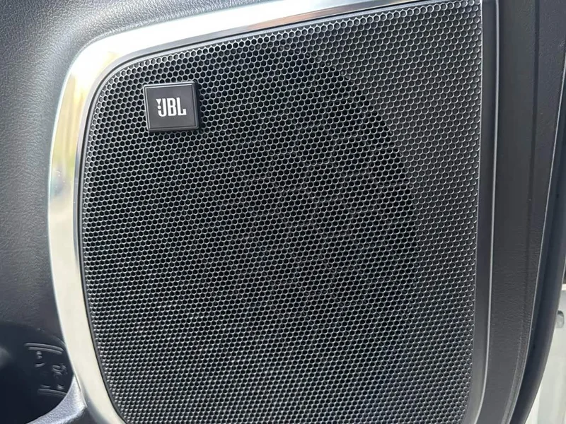 Toyota Alphard — фото 14