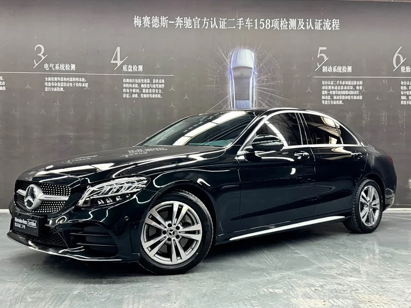 Mercedes-Benz C-Class — фото 1