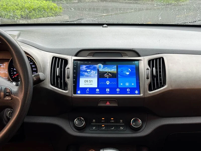 Kia Sportage — фото 8