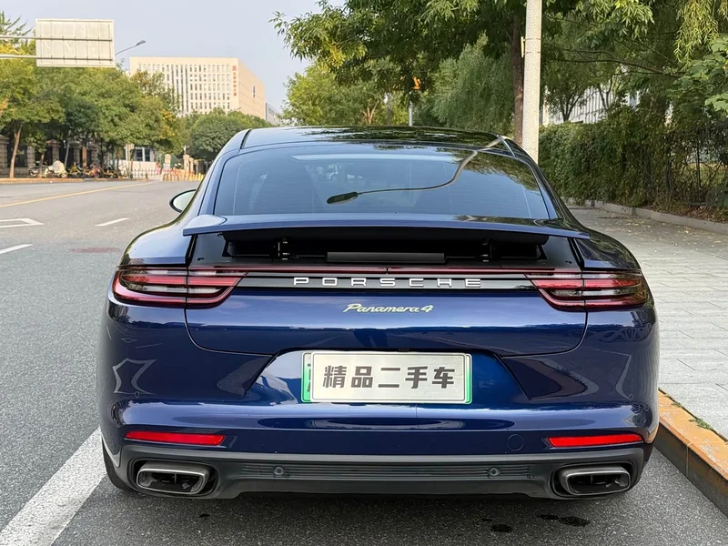 Porsche Panamera — фото 6