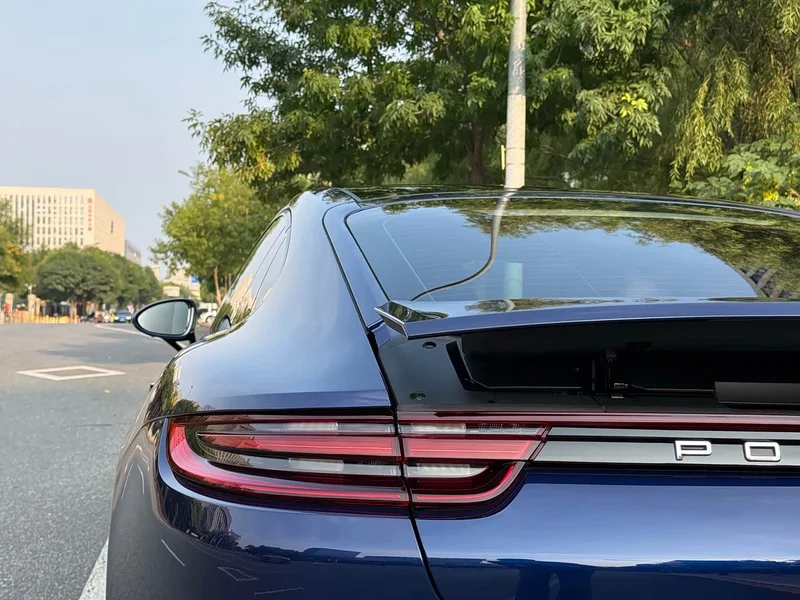 Porsche Panamera — фото 10