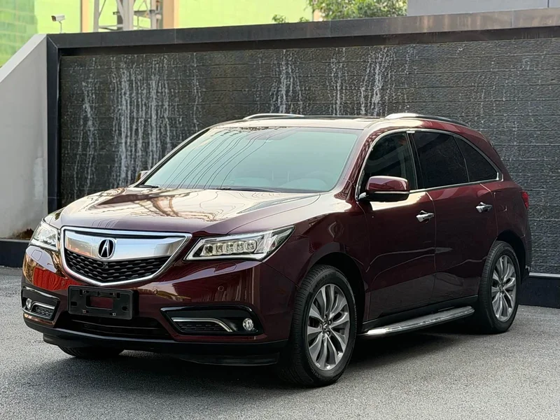 Acura MDX — фото 1