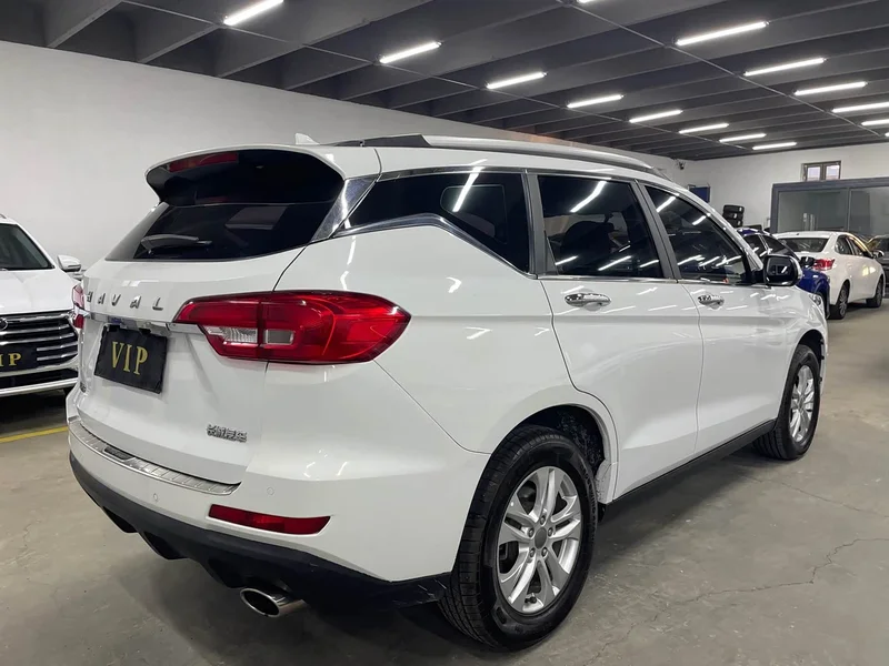 Haval M6 — фото 4