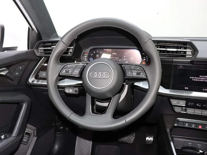 Audi A3 — фото 12