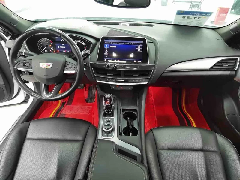 Cadillac CT5 — фото 6