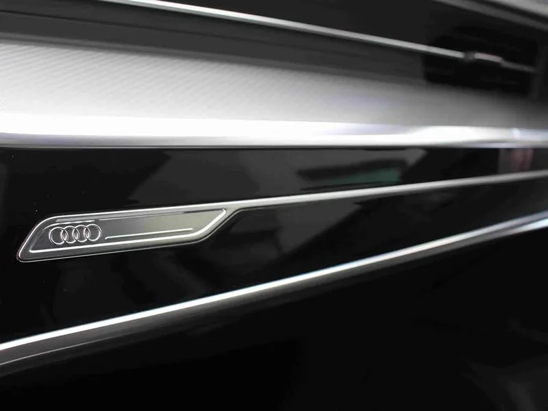 Audi A6L — фото 9