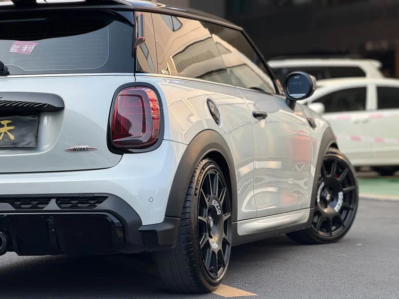 MINI JCW — фото 3