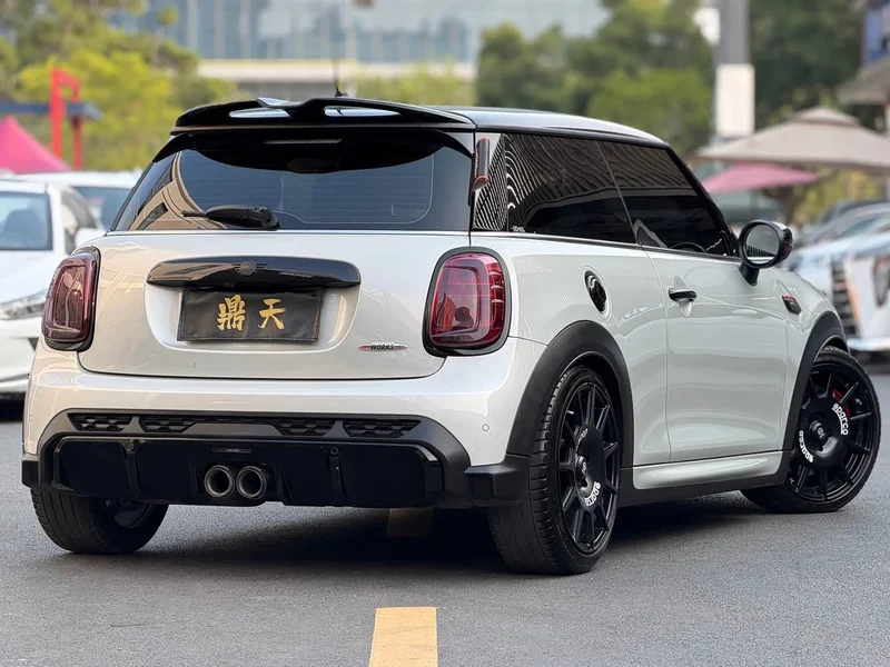 MINI JCW — фото 9