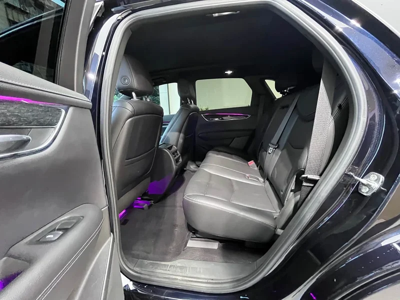 Cadillac XT5 — фото 11
