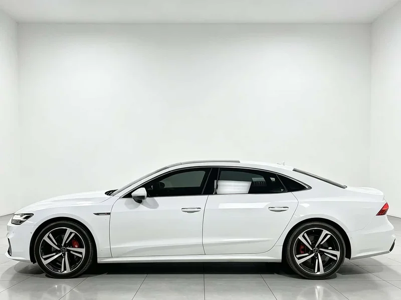 Audi A7L — фото 3