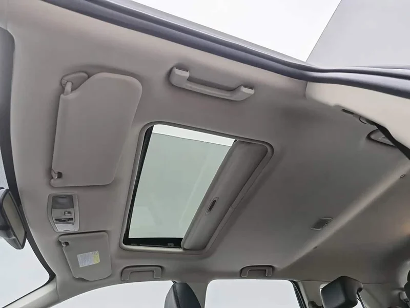 Mitsubishi Outlander — фото 14