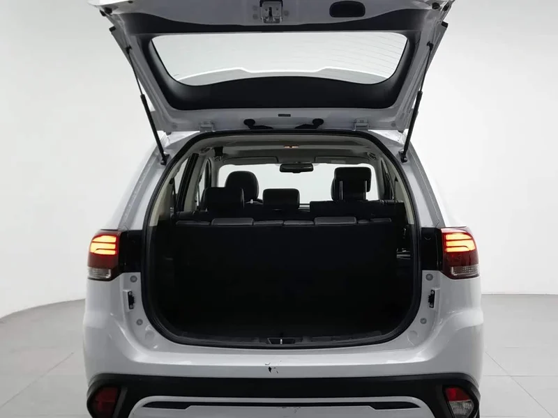 Mitsubishi Outlander — фото 16