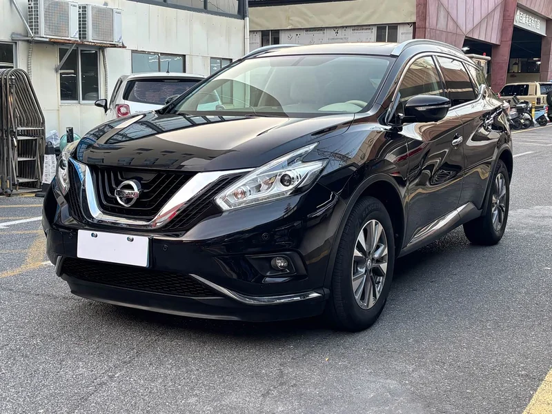 Nissan Murano — фото 1