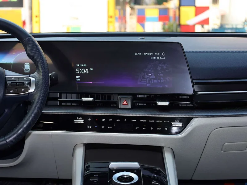 Kia Sportage — фото 12
