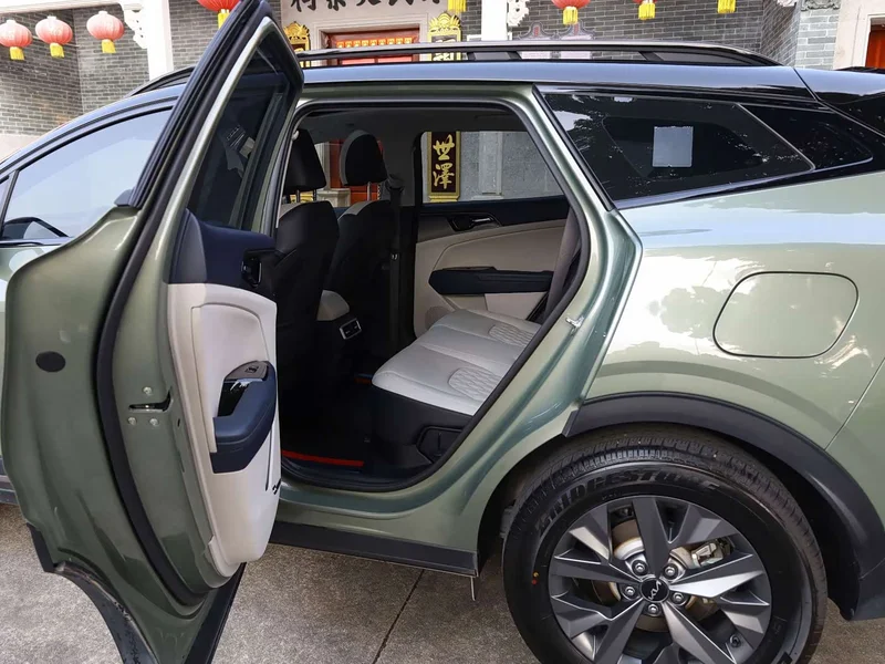 Kia Sportage — фото 6