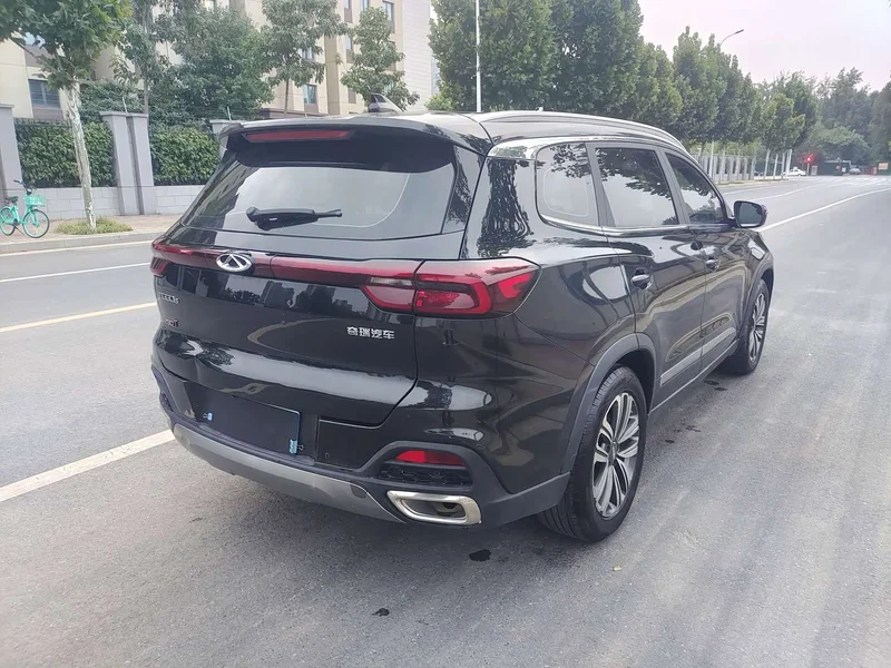 Chery Tiggo 8 — фото 16
