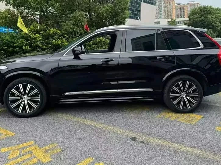 Volvo XC90 — фото 3