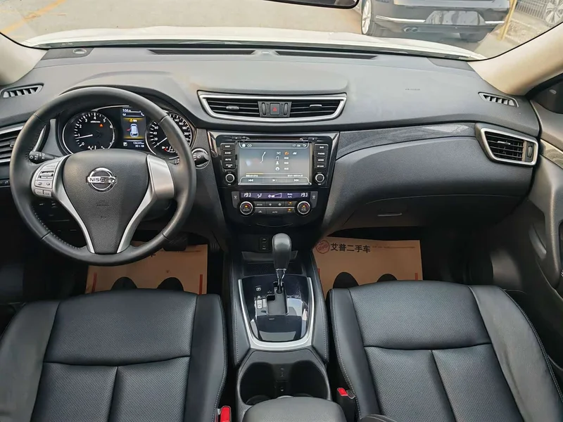 Nissan X-Trail — фото 14
