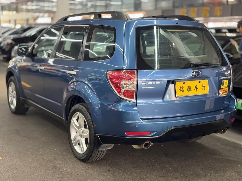 Subaru Forester — фото 4