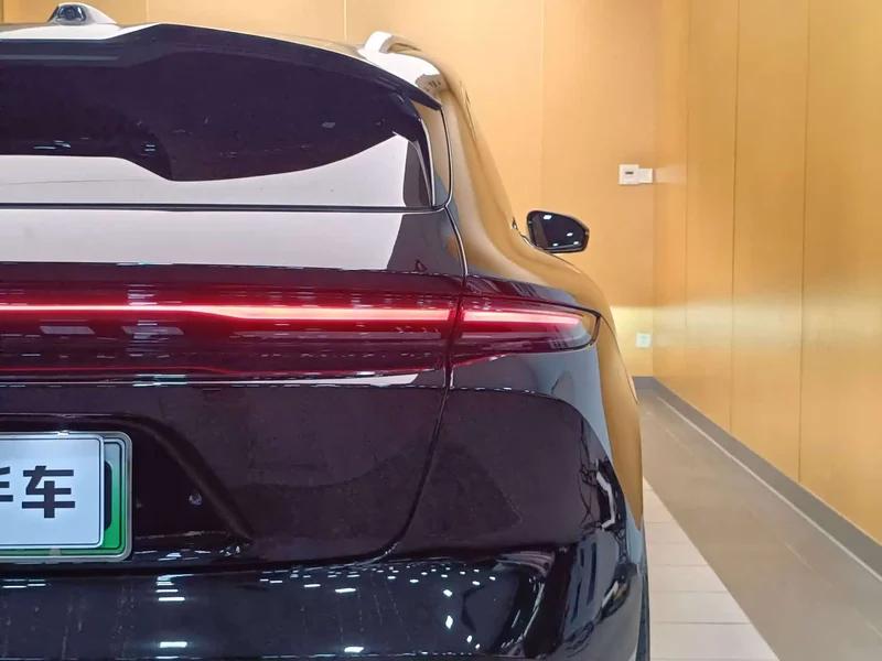 NIO ET5T — фото 26