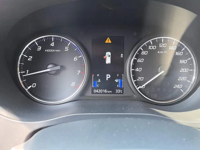 Mitsubishi Outlander — фото 14