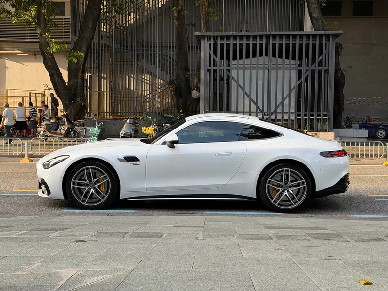 Mercedes-Benz AMG GT — фото 3