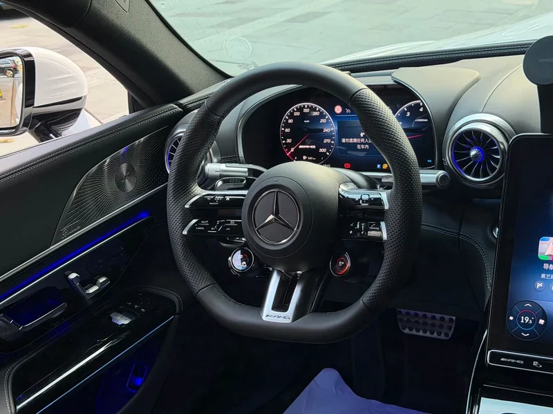 Mercedes-Benz AMG GT — фото 6