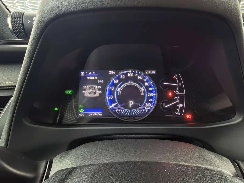 Lexus UX — фото 16