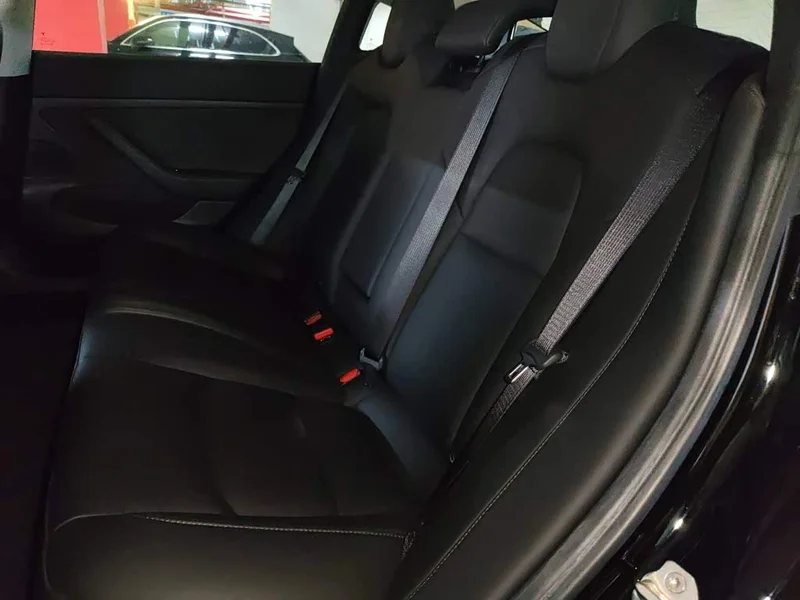 Tesla Model 3 — фото 13