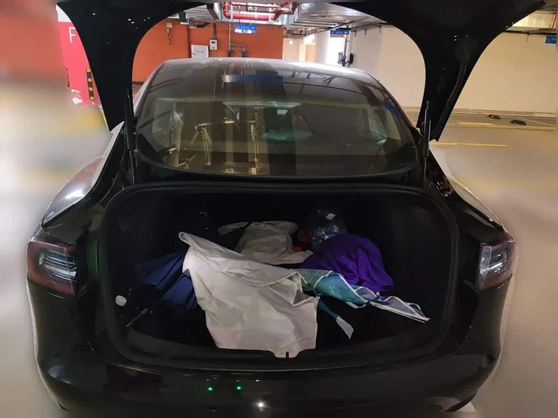 Tesla Model 3 — фото 15