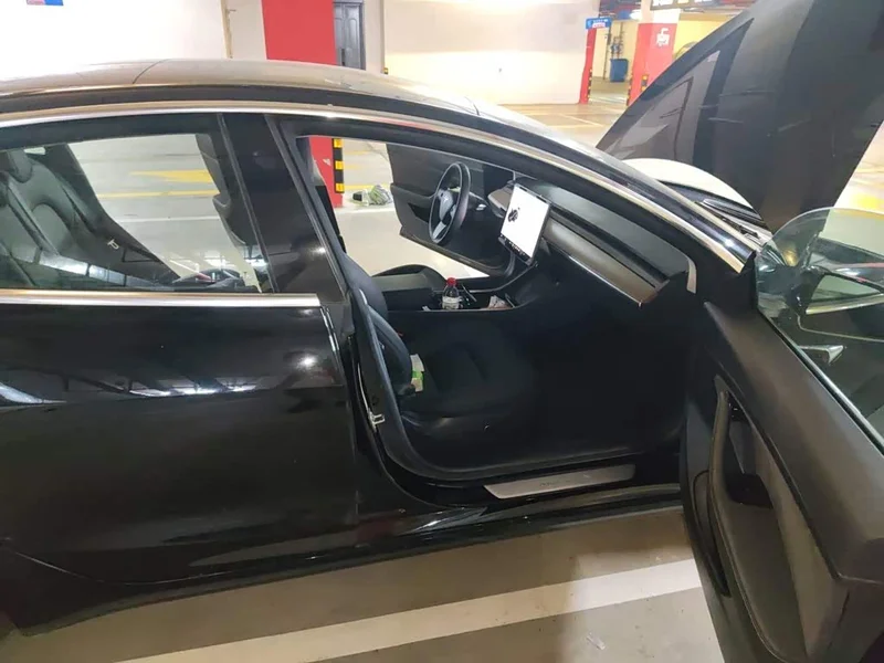 Tesla Model 3 — фото 19