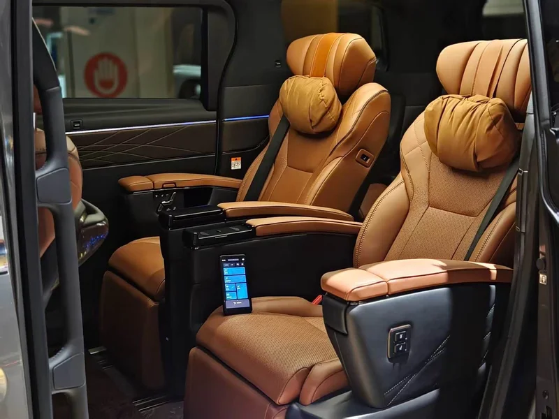 Toyota Vellfire — фото 7